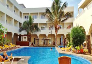 Hotel Pontao. Sal. Cabo Verde en vuelo directo desde Santiago. Viloria Grandes Viajes